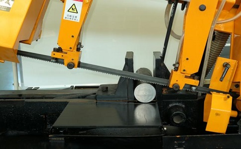 古丈数控带锯床自动送料精度会出现偏差吗？